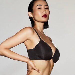 SKIMS NWT ultimate collection push up plunge bra 32DD onyx black